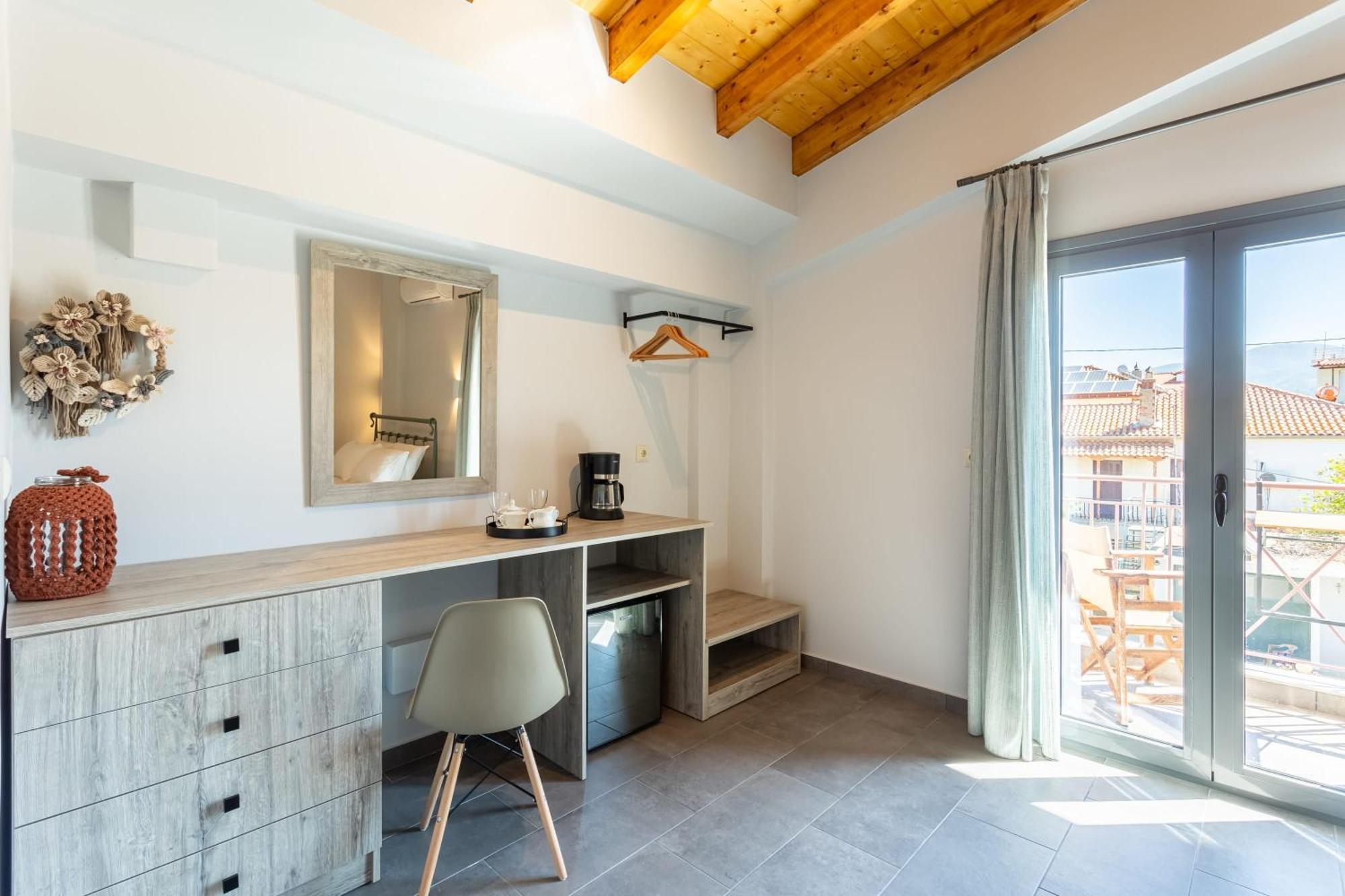 Petrino Serene Nests - Bright Getaways Kakovatos Eksteriør billede