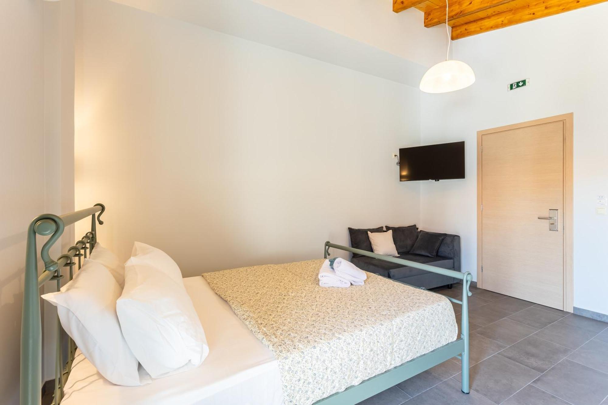 Petrino Serene Nests - Bright Getaways Kakovatos Eksteriør billede