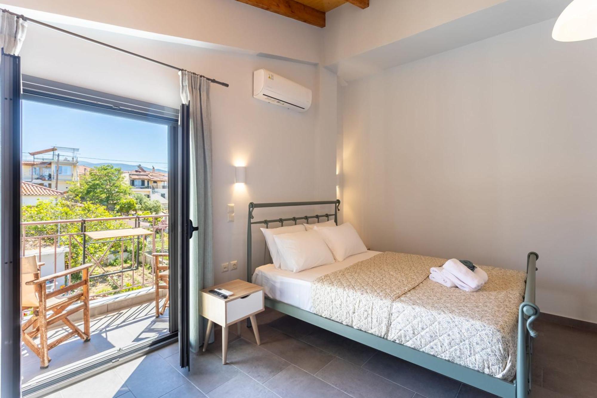 Petrino Serene Nests - Bright Getaways Kakovatos Eksteriør billede